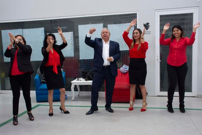 Trabajar felices, el objetivo es ser más productivos