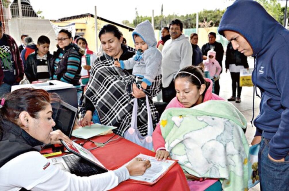 Acercan en El Marqués trámite de Seguro Popular