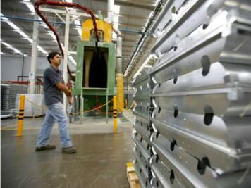 Impulsan parques industriales 