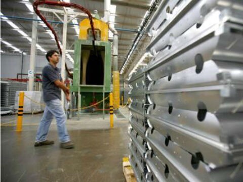 Impulsan parques industriales