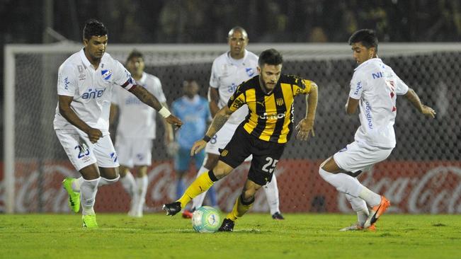 El joven contención uruguayo fue bicampeón con Peñarol (TWITTER)