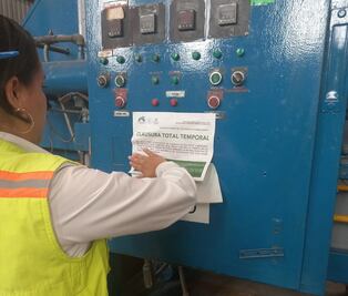 Clausuran 7 empresas por mal manejo de residuos