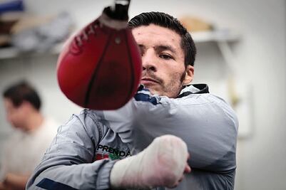 Recuperar cetro, prioridad de Jhonny