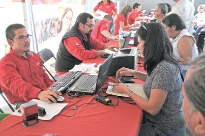 Ayudan con asesoría en trámites y pagos