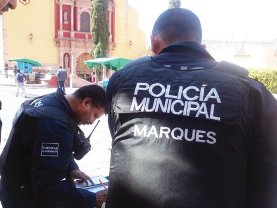 Incrementan el sueldo a policías