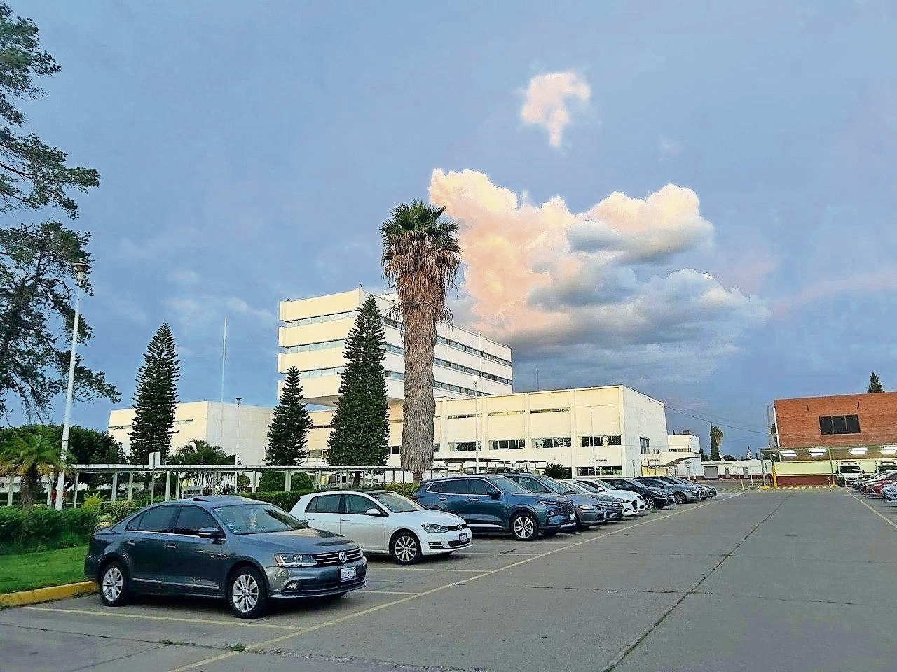 Bajo Reserva 16 de junio de 2025