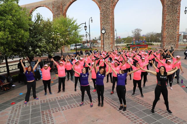 Realizan activación física en Los Arcos