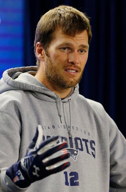 Brady mejora de la lesión en el tobillo