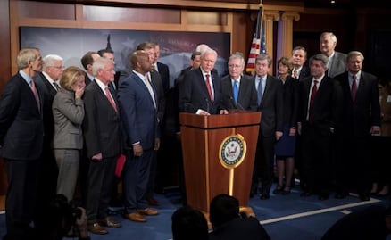 Congreso de EU aprueba la reforma fiscal de Trump