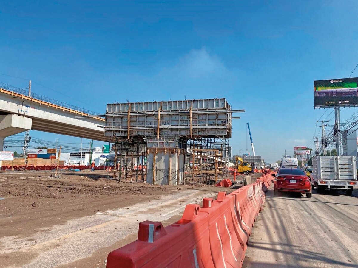 Pese a lluvia, avanzan obras de 5 de Febrero