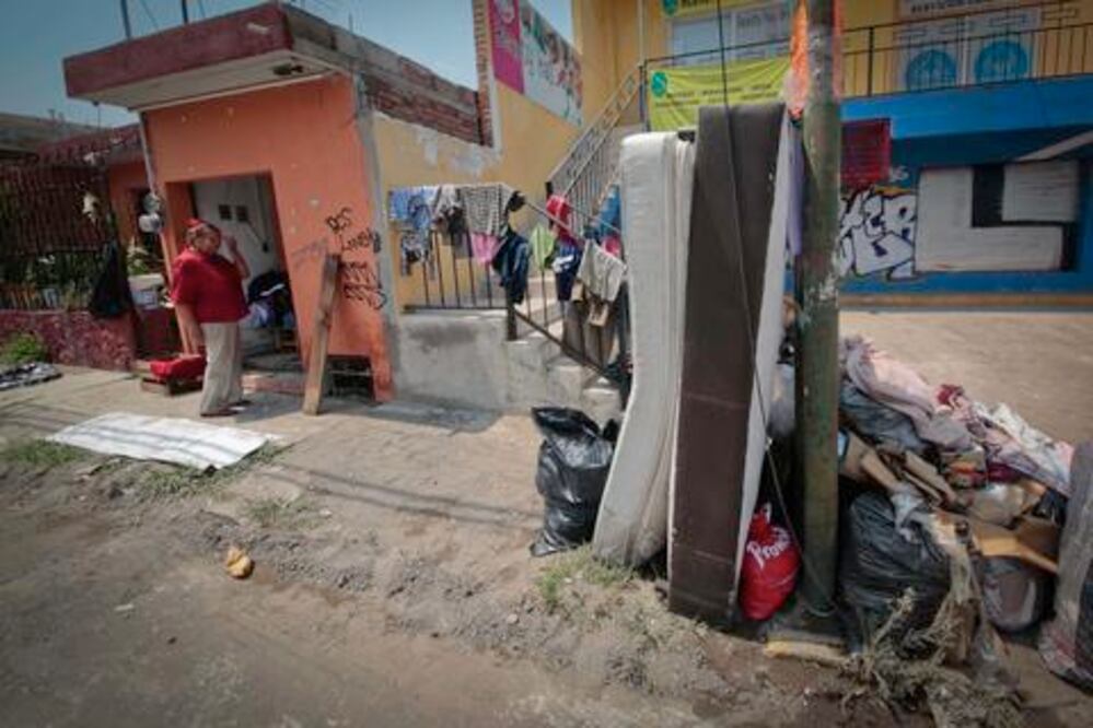 Deuda eterna. Por tromba, SJR busca crédito