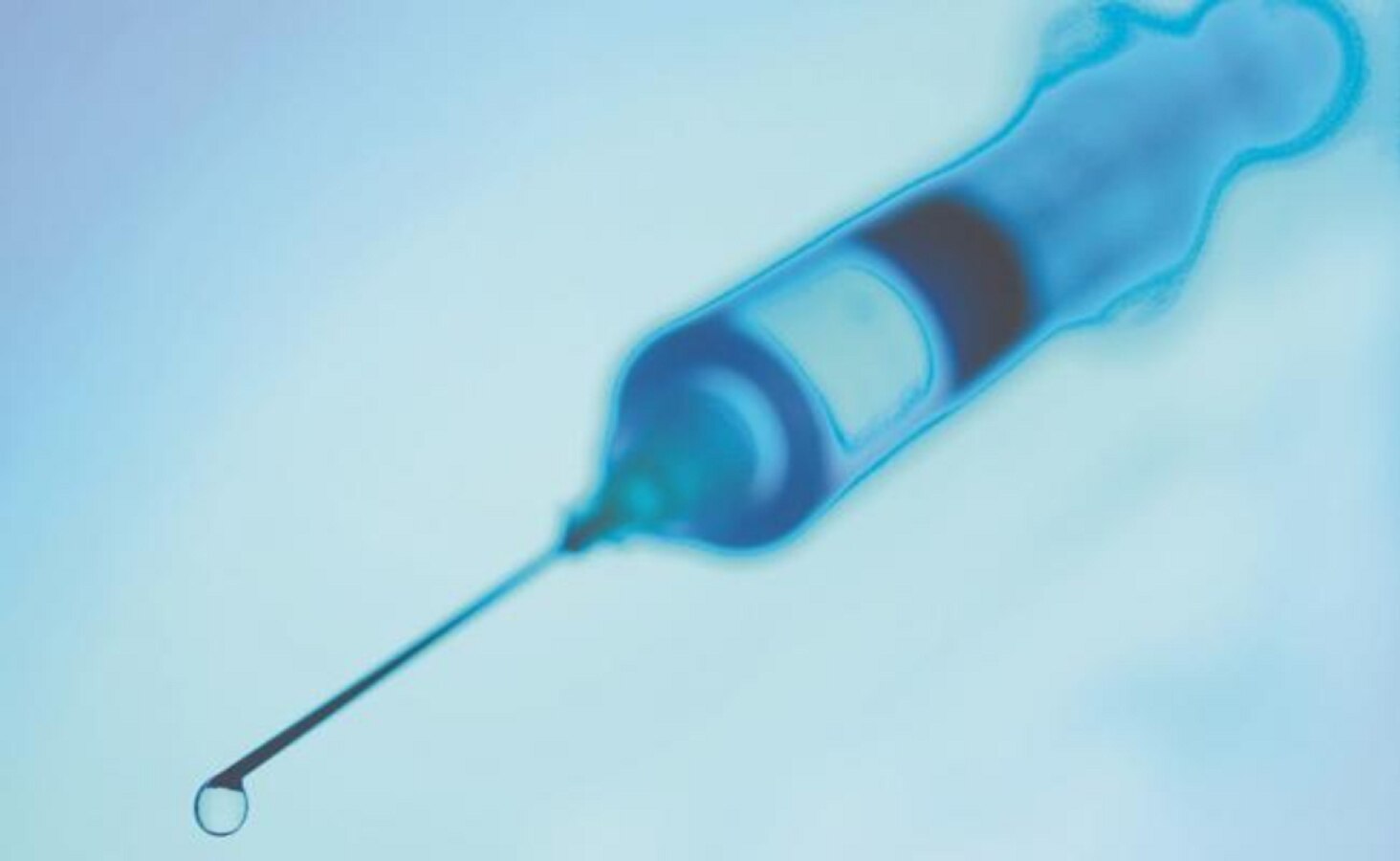 Alerta Cofepris sobre falsificación y comercialización ilegal de vacuna contra el VPH; pide no suministrar este medicamento