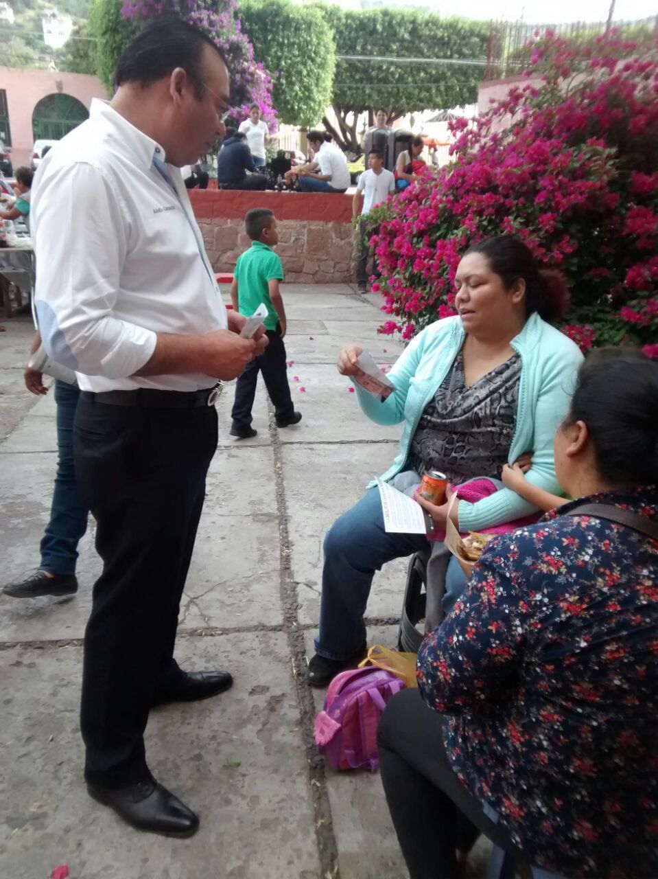 Recorre Adolfo Camacho Hécules