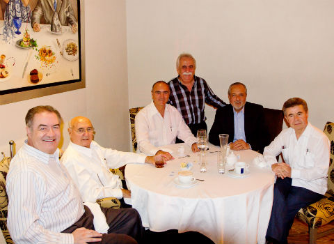 Conviven ex gobernadores