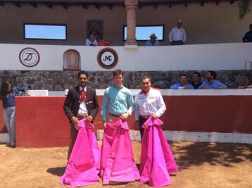 Debut y despedida en la corrida patria