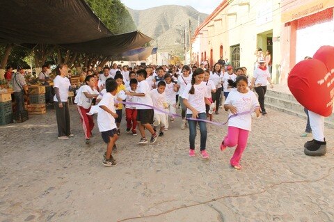 Realizan en Peñamiller carrera por la salud de la mujer