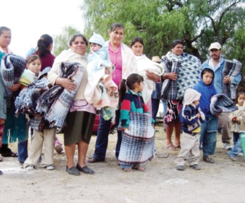 Inicia en Corregidora recolección de cobijas