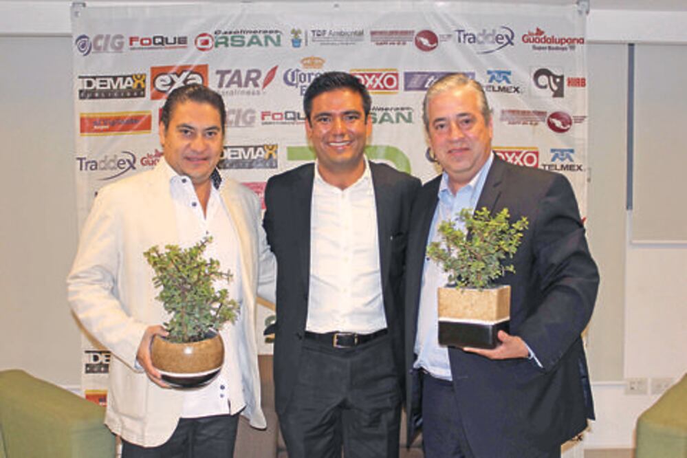 Celebran Jóvenes de Canaco Noche Emprendedora