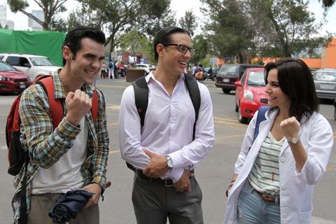 Hace crecer la dinastía Derbez en la comedia