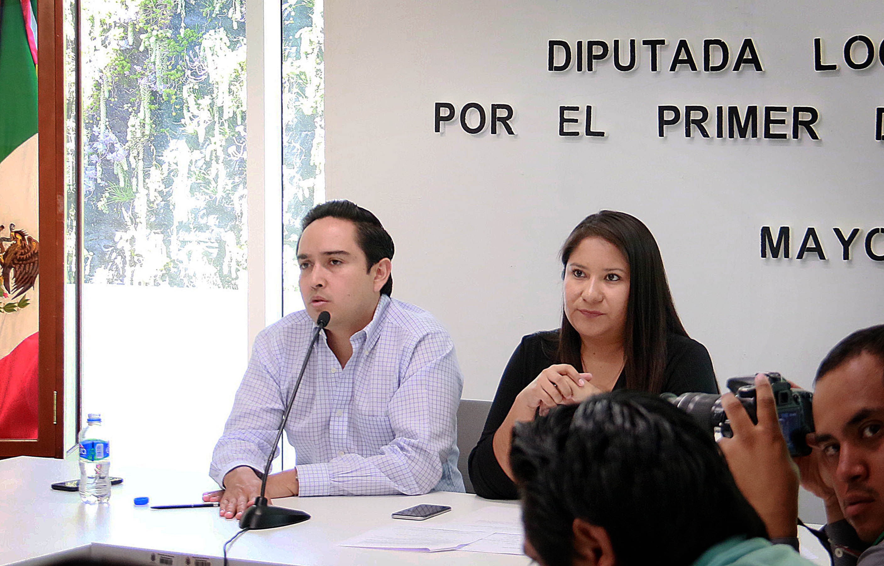 Urgen a crear iniciativa única para ley de partidos