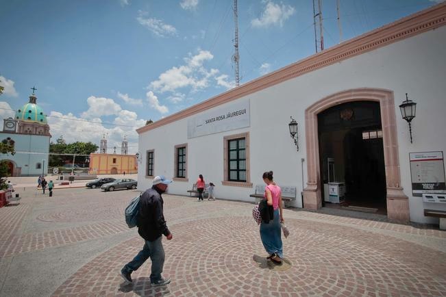 Clausuran cuatro plazas por inclumplir rubro de seguridad