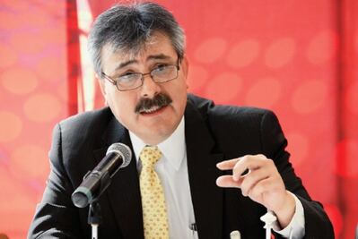 Expertos sugieren  bajar el ISR a 25%