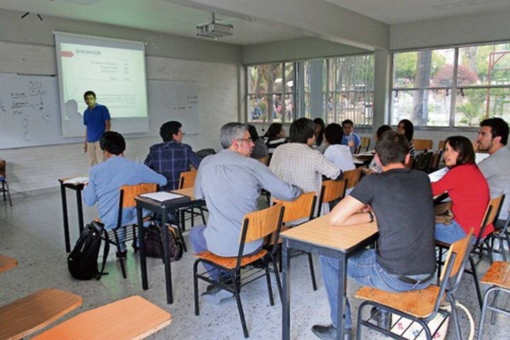 Capacitará UAQ en juicios orales 