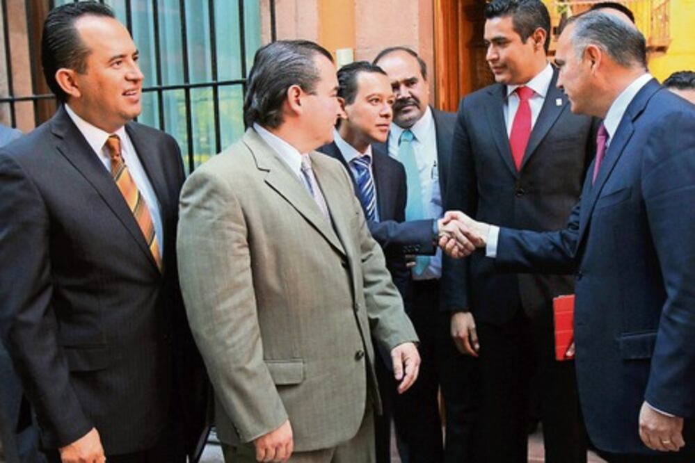 Calzada pide 21 mmdp de presupuesto