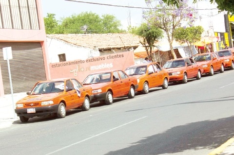 Capacitará SJR a taxis en seguridad