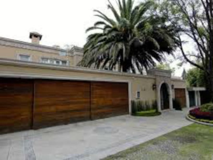 Oficialía Mayor subasta inmuebles