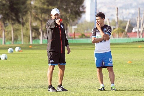 Gallos ignoran malos augurios