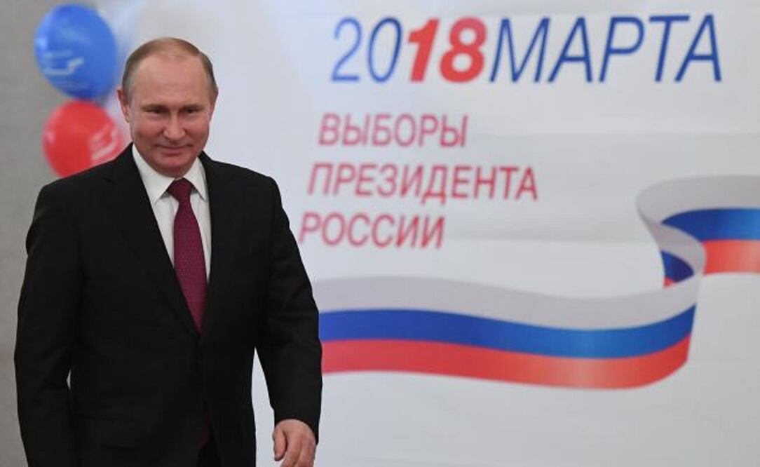 Putin, de 65 años, dio las gracias a las decenas de millones de personas que le votaron y le permitieron ser reelegido (Foto: AFP)