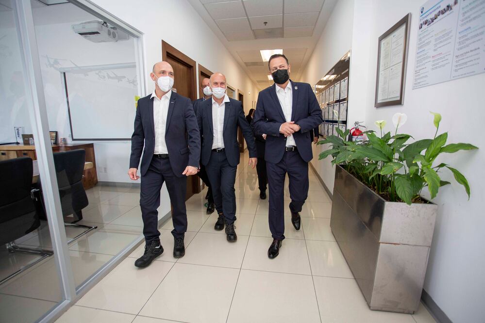 Kuri refuerza lazos con Airbus Helicopters