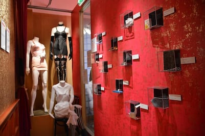 Las ventanas. La historia del Barrio Rojo