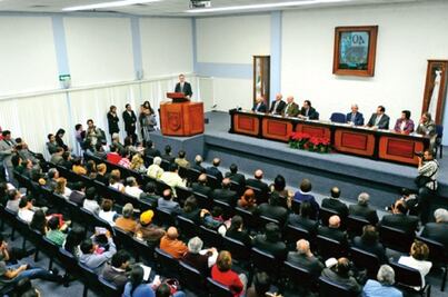 Prevé  UAQ panel de propuestas políticas 