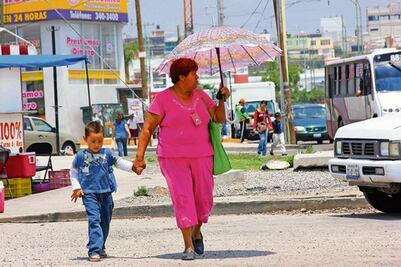 LLaman a protegerse del sol