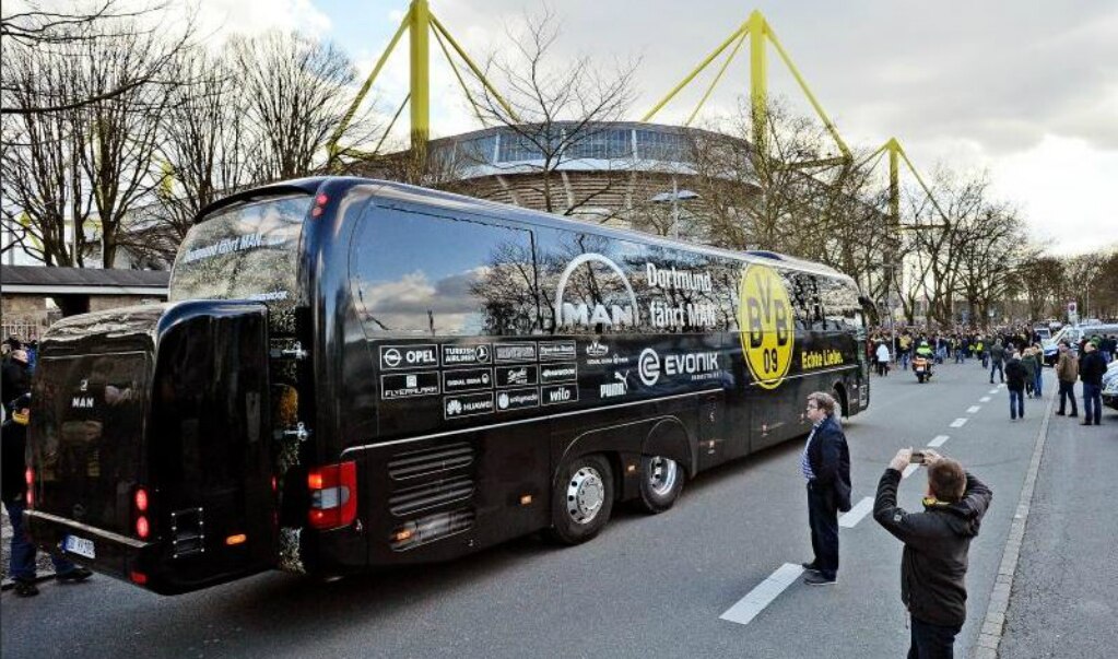 Reportan tres explosiones cerca del autobús del Borussia Dortmund