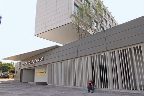 Piden acabar con reparaciones