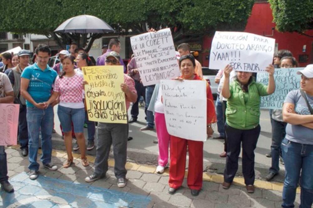 Acusan atraso en regulación de colonia