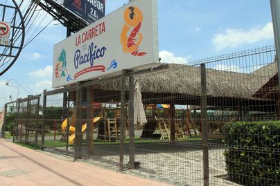 El delegado y sus "exitosos" restaurantes