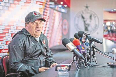 Herrera sigue guerra verbal con “Tuca”