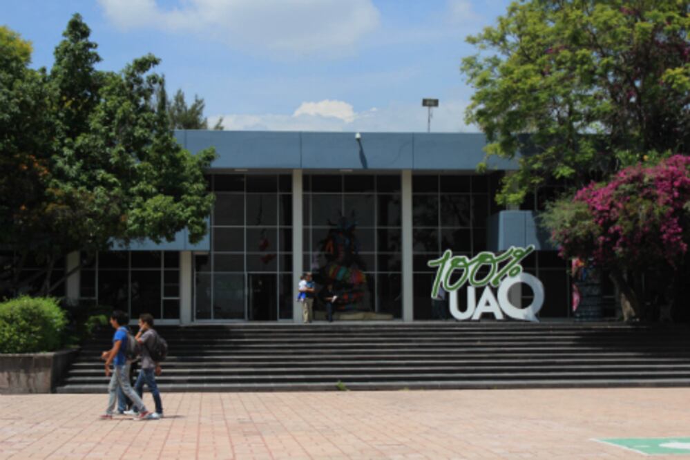 Propone UAQ a partidos someterse a certificación