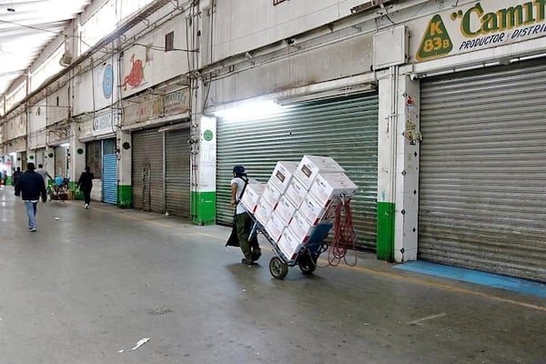 Avanzan con ordenamiento en Central de Abastos de Querétaro