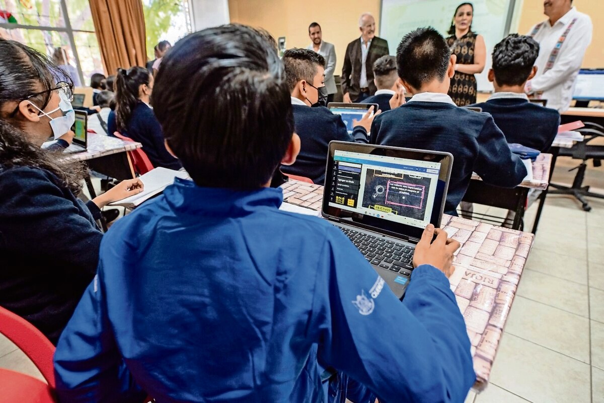 Anuncian segunda etapa de las Aulas Google en Querétaro