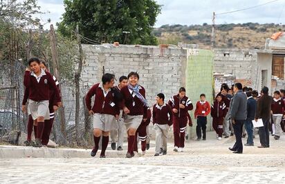 Urbanizan 21 calles en Pie de Gallo, Jurica