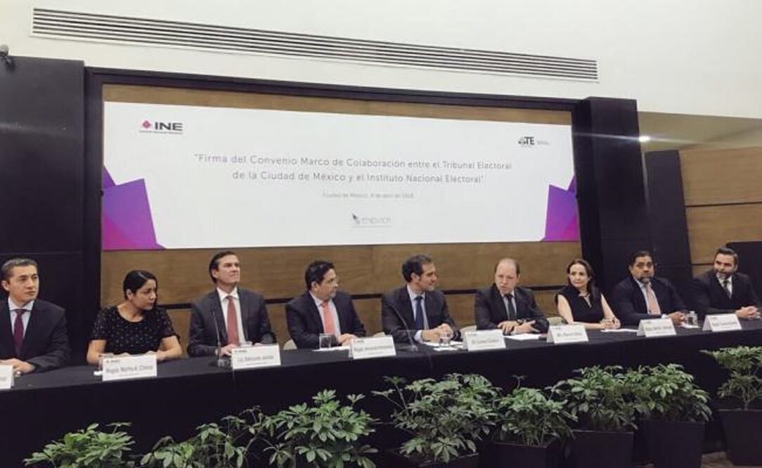 Los aspirantes a candidatos presidenciales independientes Jaime Rodríguez Calderón, Armando Ríos Piter y Pedro Ferriz de Con impugnaron ante el TEPJF la negativa del INE a otorgarles el registro como abanderados (Foto: tomada de Twitter @MarcoBanos)