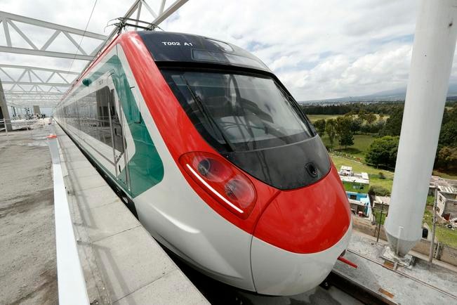Buscan retomar tren México-Querétaro 