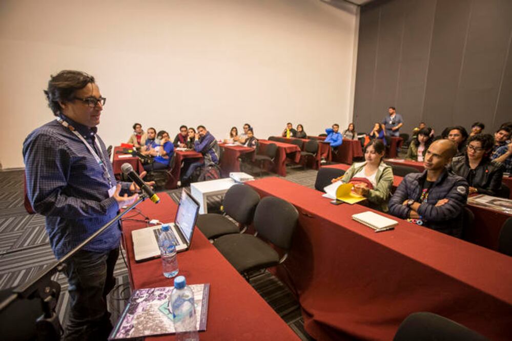 Carrera recomendó a quienes deseen incursionar en el cine a arriesgarse y tener clara su historia por contar. FOTO: DEMIAN CHÁVEZ