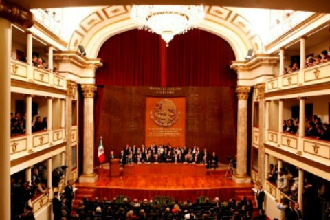 Convocan a la creación de un himno