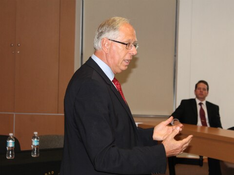 Reciben en la Anáhuac a diplomático